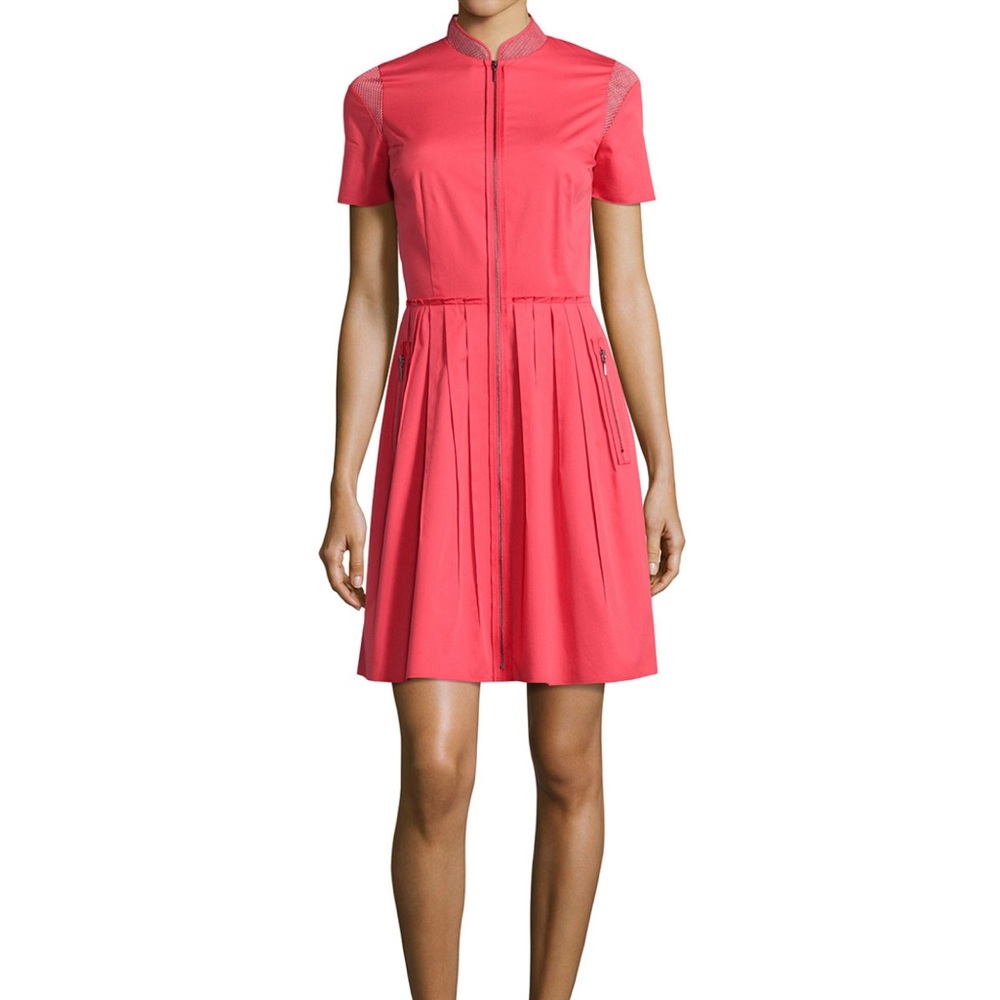 Elie Tahari Mesh dress. SZ 4. Front zip with beautiful mesh details.